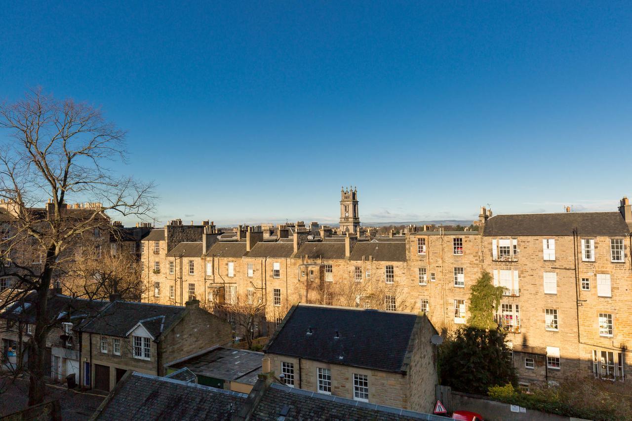 23 Mayfield EDI Exterior photo